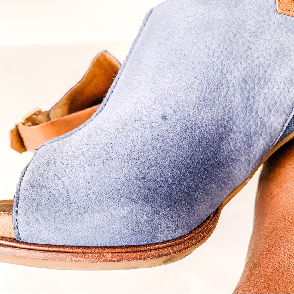 Sofft Blue and Tan Heeled Sandals - Picture 7 of 16